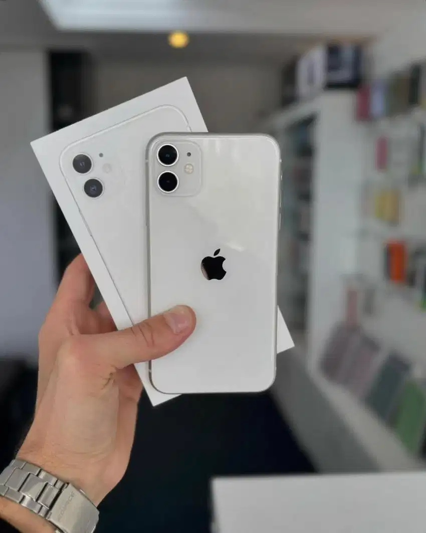 PROMO !! SECOND IPHONE 11 128GB EKS INTER