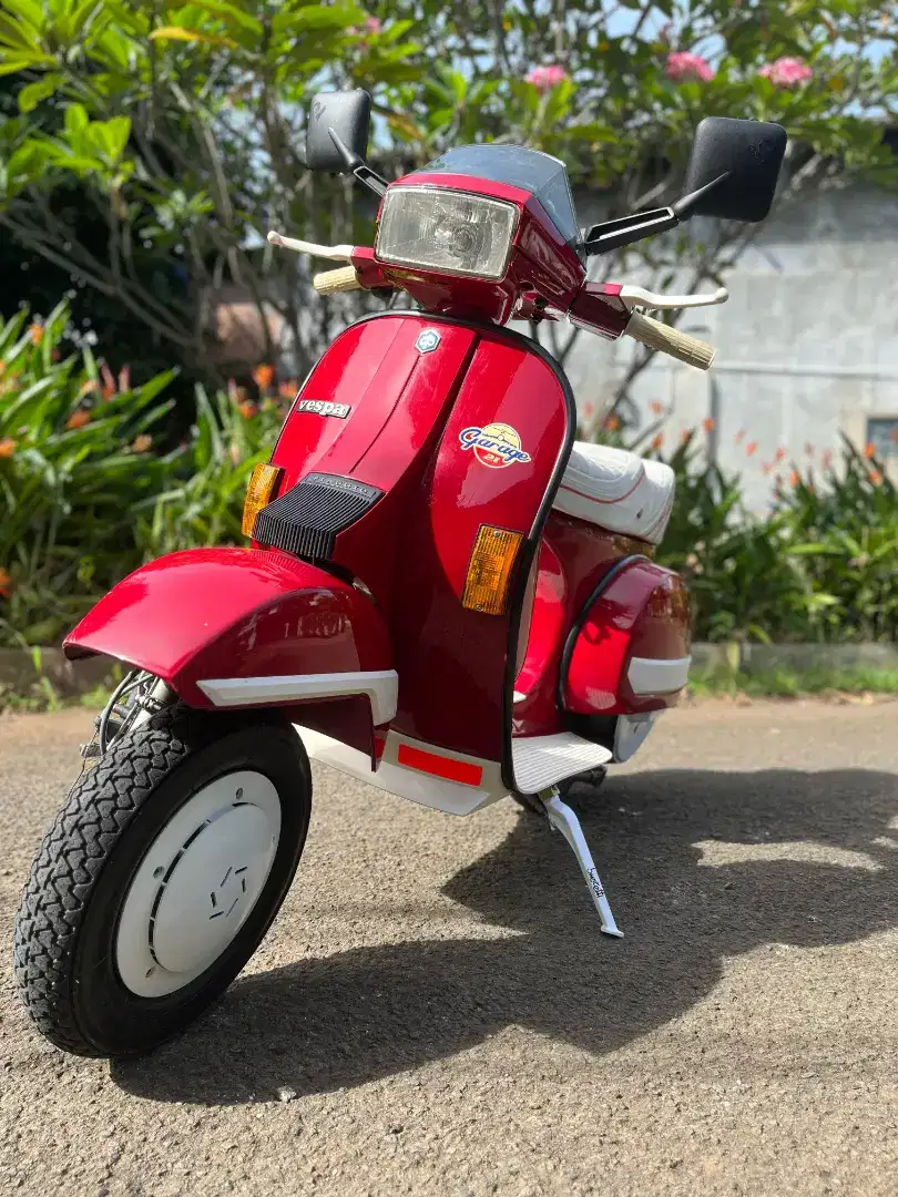 Vespa Excel Red Rosso Build T5