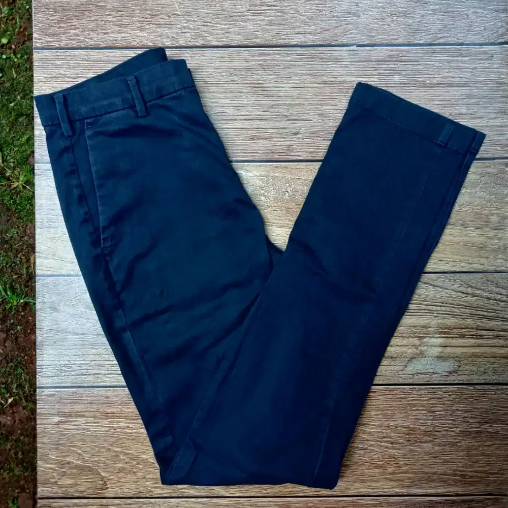 Uniqlo Chino Pants Navy Slimfit Original