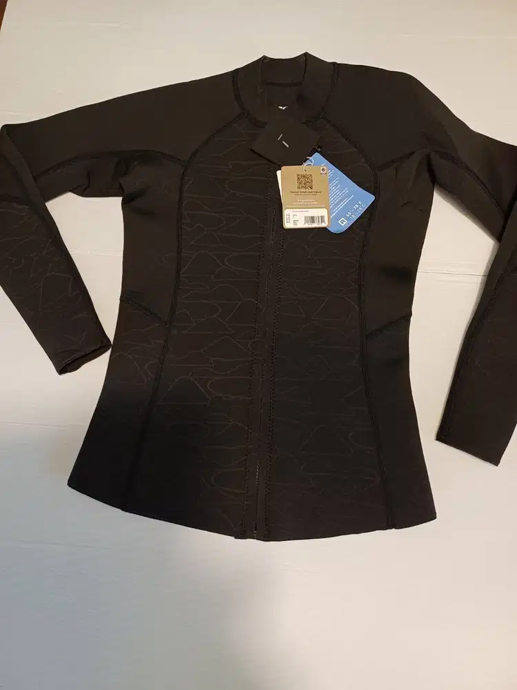 Wetsuit Womens  Patagonia  R1 Lite Yulex Long Sleeve  Top (Size 8)