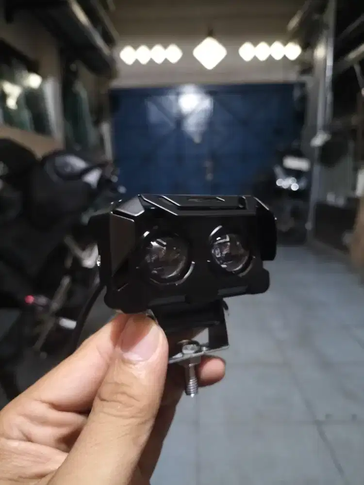 Lampu LED SQL 2 mata SXS putih kuning