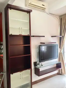 Jual BU apart Sudirman Park  2BR jd 1 BR furnished jakarta Pusat