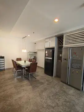 Dijual Apartemen Frenchwalk Paris garden lantai rendah