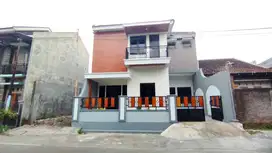 Rumah Baru 2 Lantai Cantik Siap Huni Dekat Solo