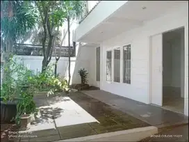 Murah Dibawah Njop! Dijual Cepat Rumah Pondok Indah