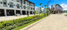 Rumah 3 lantai siap huni 3 kamar tidur  row jalan luas Lavon Tangerang