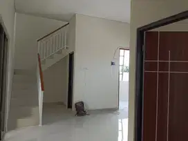 Dijual Perumahan di Colomadu dekat Rumah Pak Jokowi 2 lantai