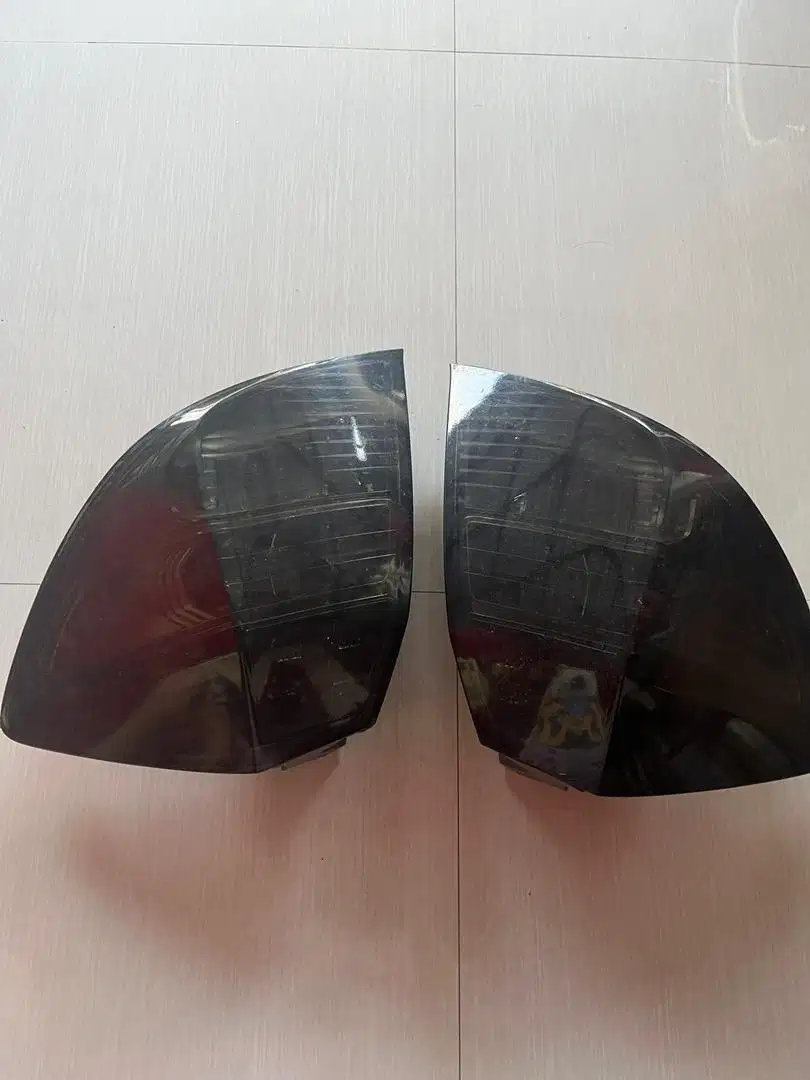 Lampu belakang / stop lamp jazz ge 8