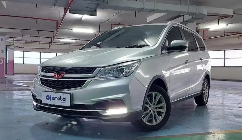 DP Rendah  7JT Wuling Cortez 1.5S T Lux+ Bensin-AT 2022 Silver