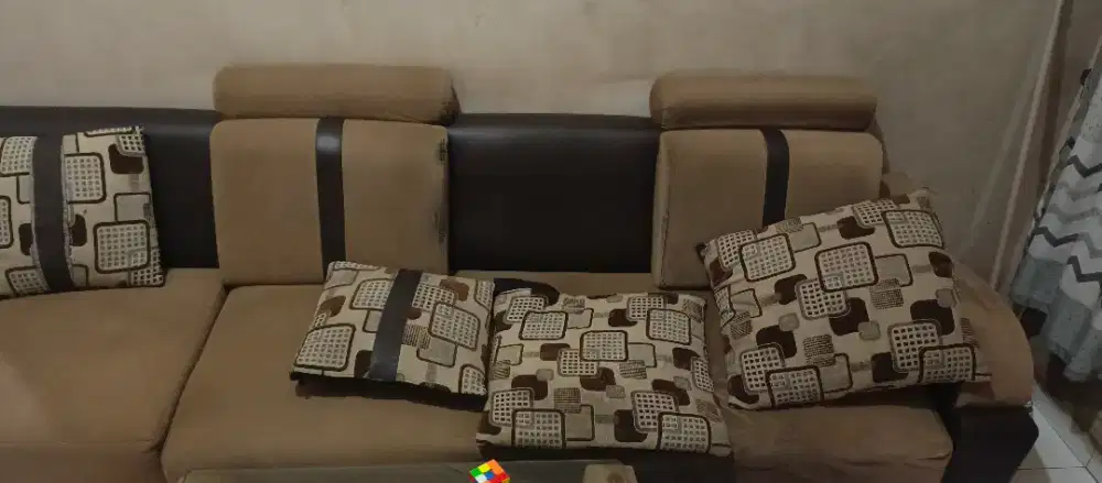 Dijual sofa Sudut L