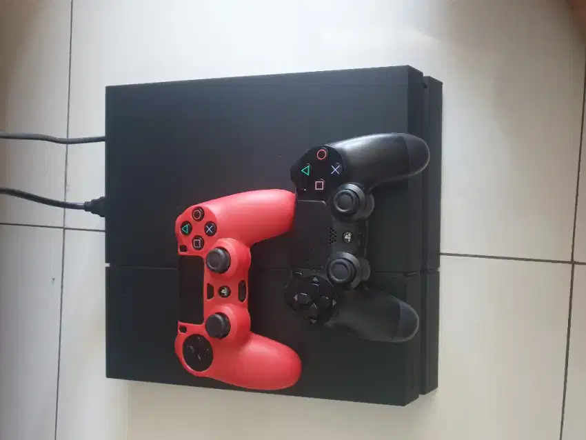 Playstation 4 bekas
