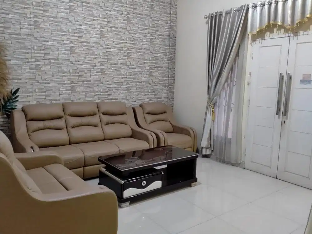 Rumah tengah kota makassar