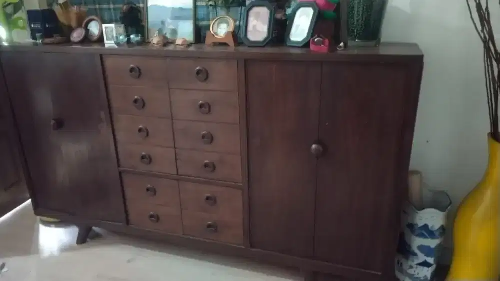 Lemari jati..rak buku