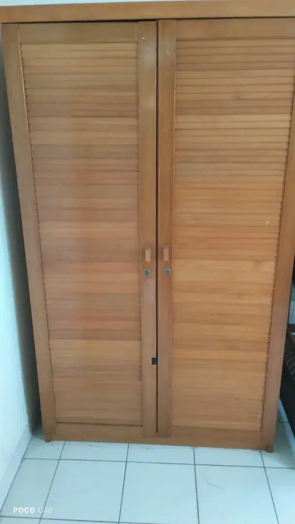 Lemari pakaian merk olmpiks d meja rotan 2 susun