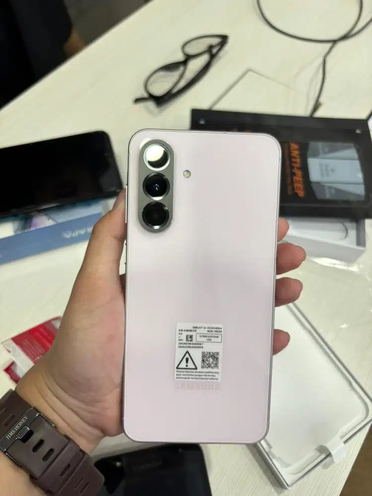 Promo kredit termurah samsung galaxy A56 5G syarat ktp