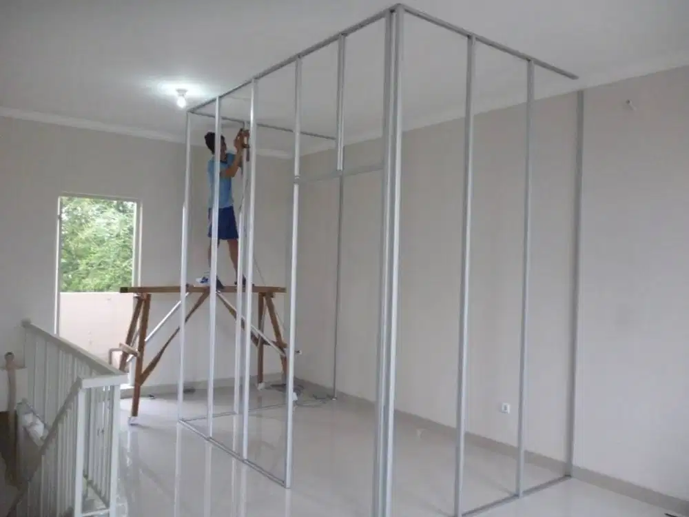 Dekorpartisi gypsum untuk kantor dan ruangan kantor