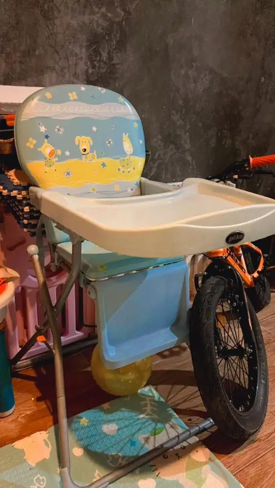 Kursi makan anak/highchair