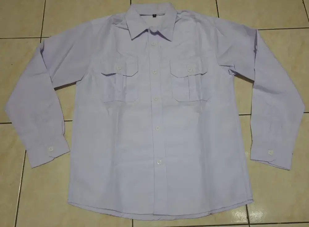 Kemeja kerja warna putih
