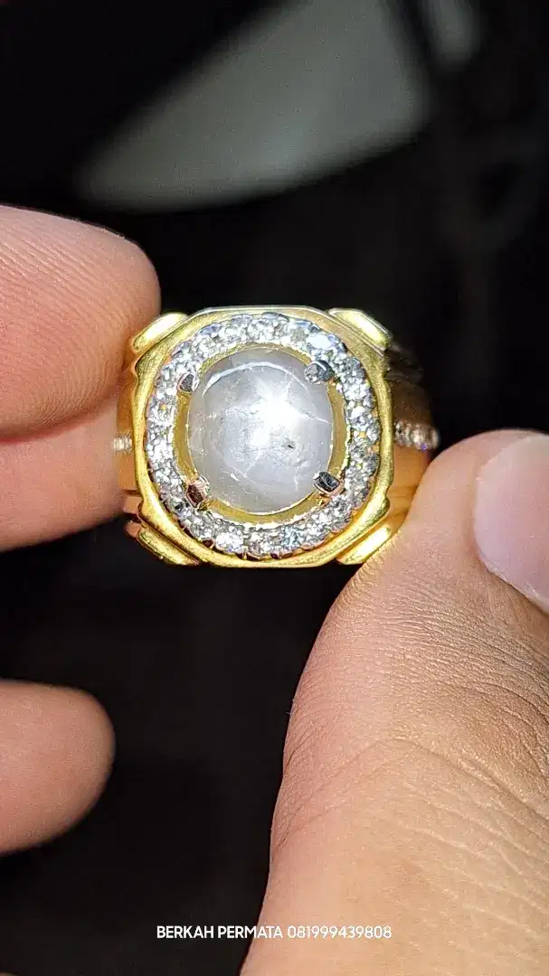 Natural white sapphire srilanka 11,80crt / mirah cempaka ceylon