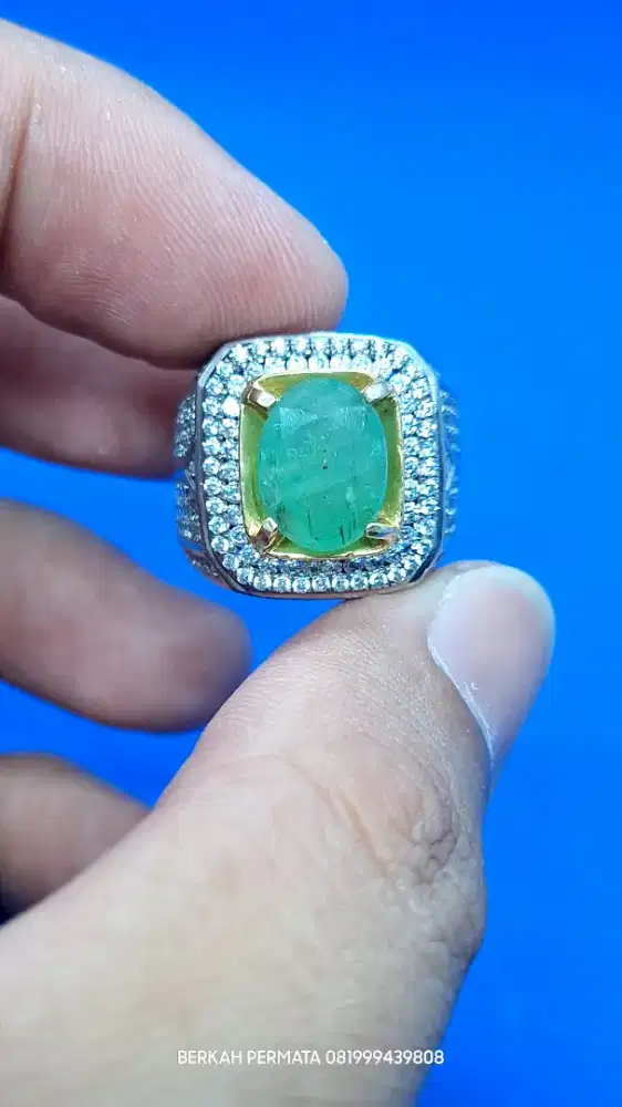 Natural zamrud emerald