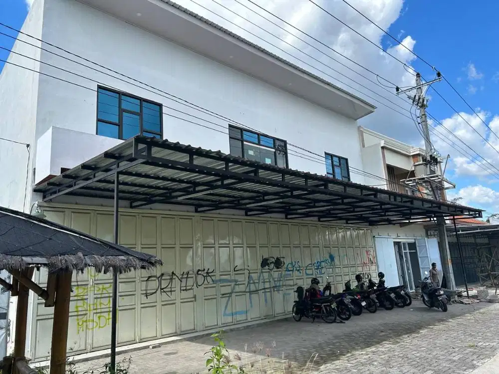 Dijual segera Ruko  tingkat , bisa untuk 2mini market, resto/show room