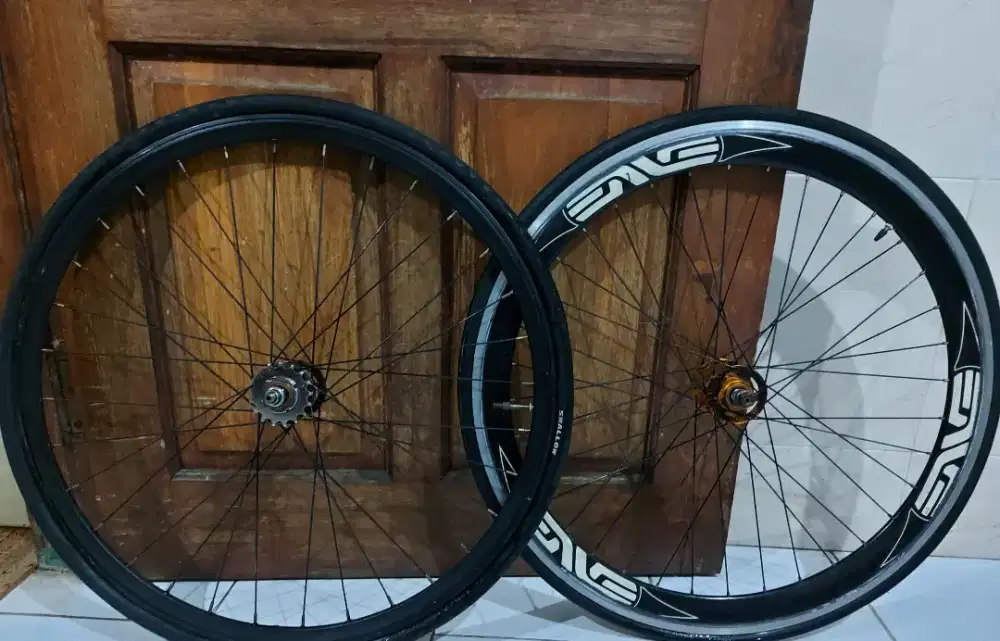 Wheelset fixie depan dan belakang