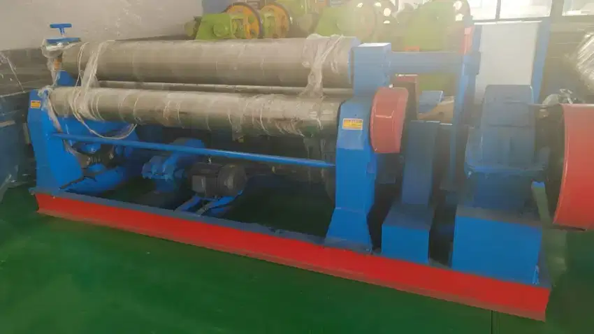Mesin roll plat 20mm x 2500
