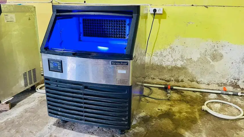 Mesin Es Kristal / Ice Maker Snooker IMS 127 K