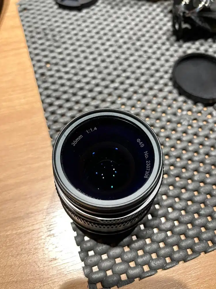 Lensa Manual 7Artisan 35mm