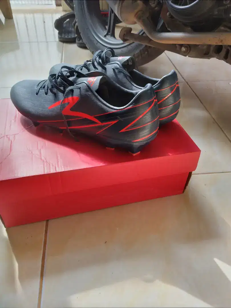 Specs ls 20fwd fg size 42,barang mulus no minus