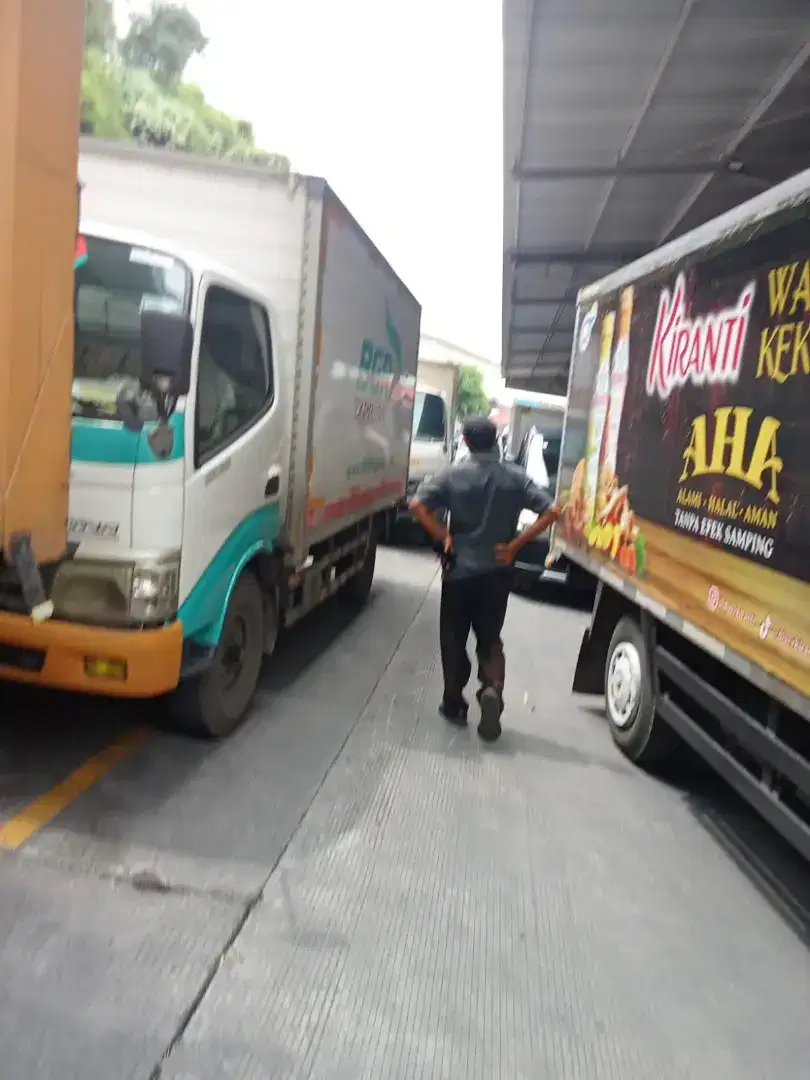 Dibutuhkan Helper Kenek