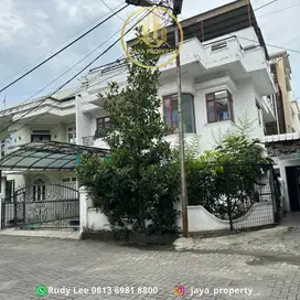 Dijual Villa Siap Huni Makmur Indah Adam Malik
