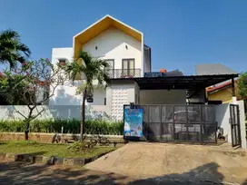 Rumah Hook Mewah Dalam Komplek Elit Di Cikunir Bekasi Selatan