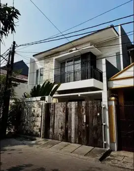 DIJUAL CEPAT RUMAH DALAM KOMPLEK WALIKOTA SUKAPURA JAKARTA UTARA