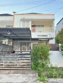 RUMAH 2 LANTAI AREA PERUMAHAN JIMBARAN KAMPUS UNUD