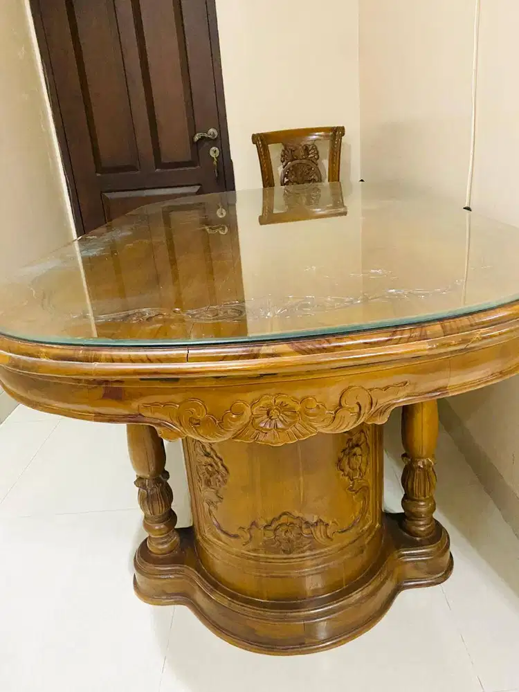 Meja Makan Jati Asli ( Mewah Seperti Baru )