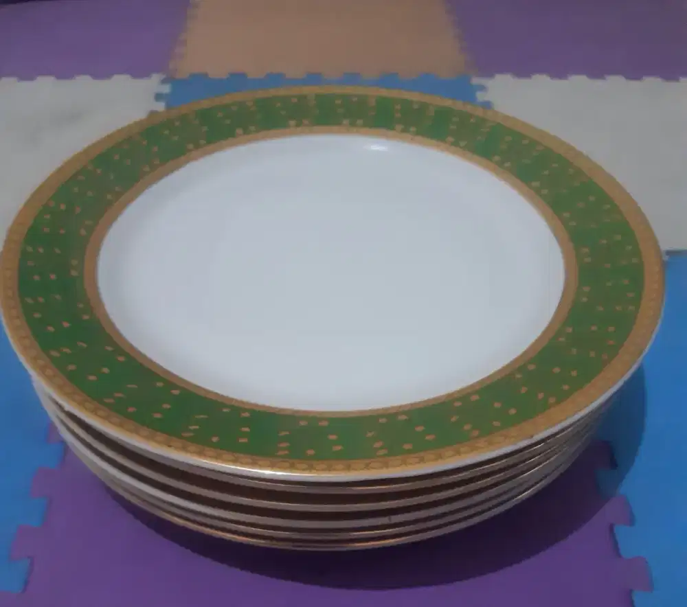 Piring vicenza stengah lusin