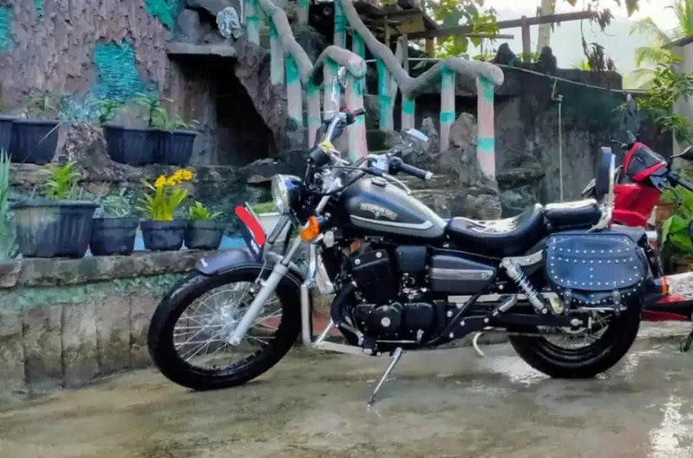 Benelli PE 250 CC sangat terawat