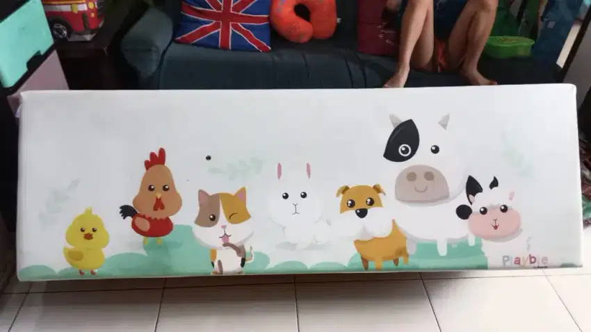BUMPER BED/ Bumper box.