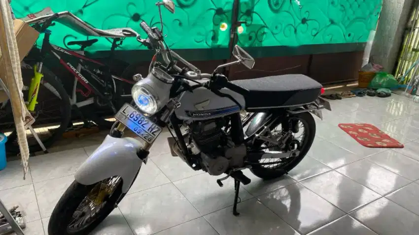 Honda cb 100 basic mp thun 2006