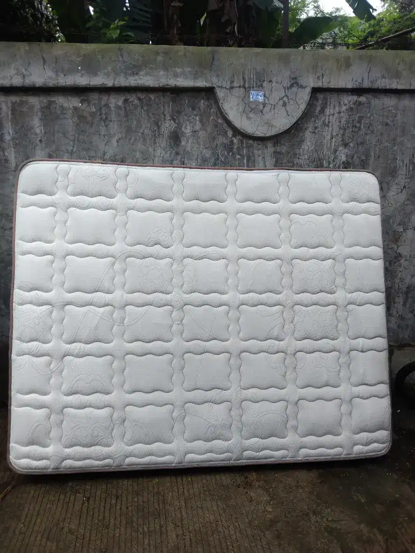 Cuci springbed panggilan