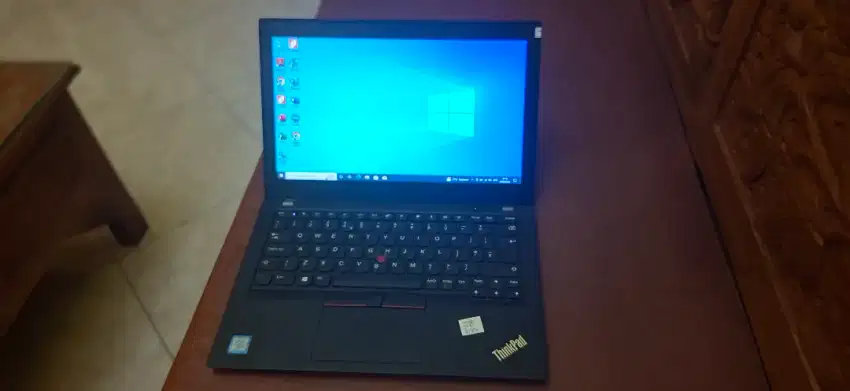 Thinkpad x280 i5 gen 8
