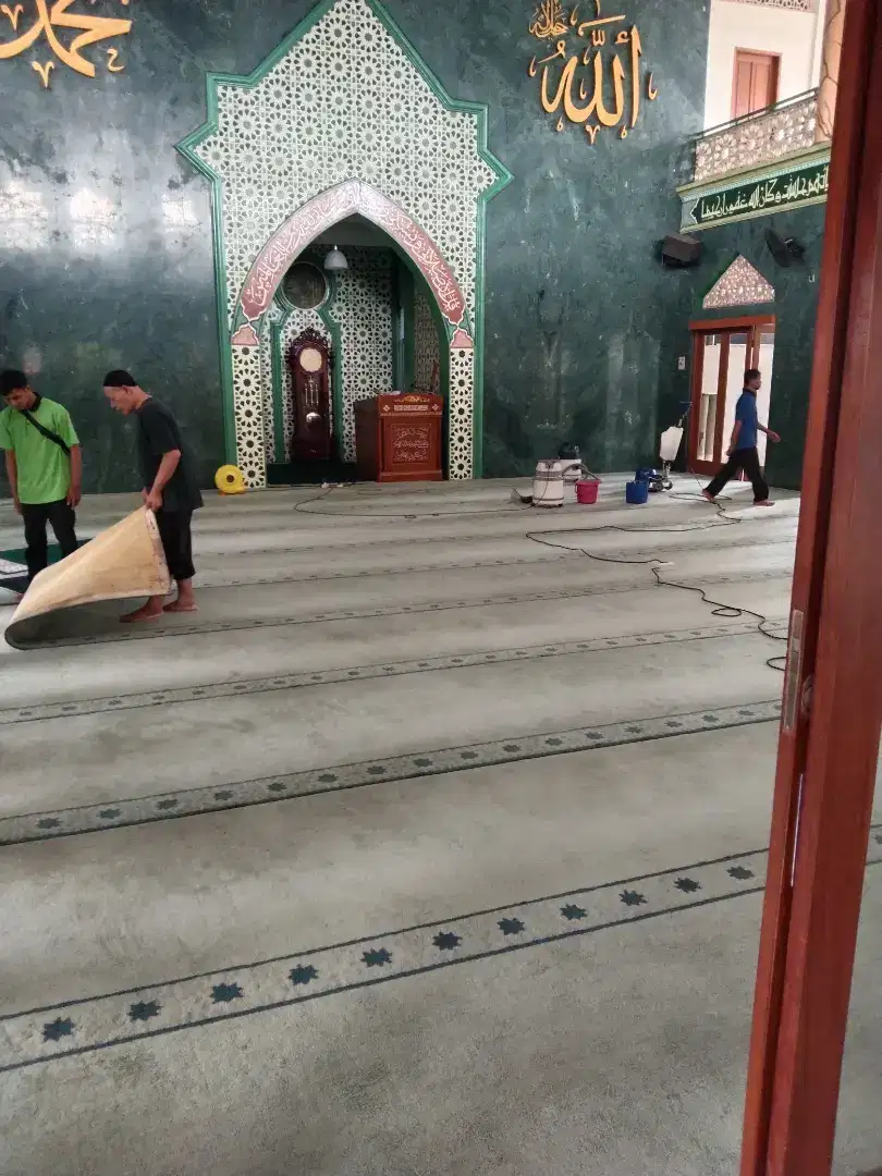 Cuci karpet masjid/kantor