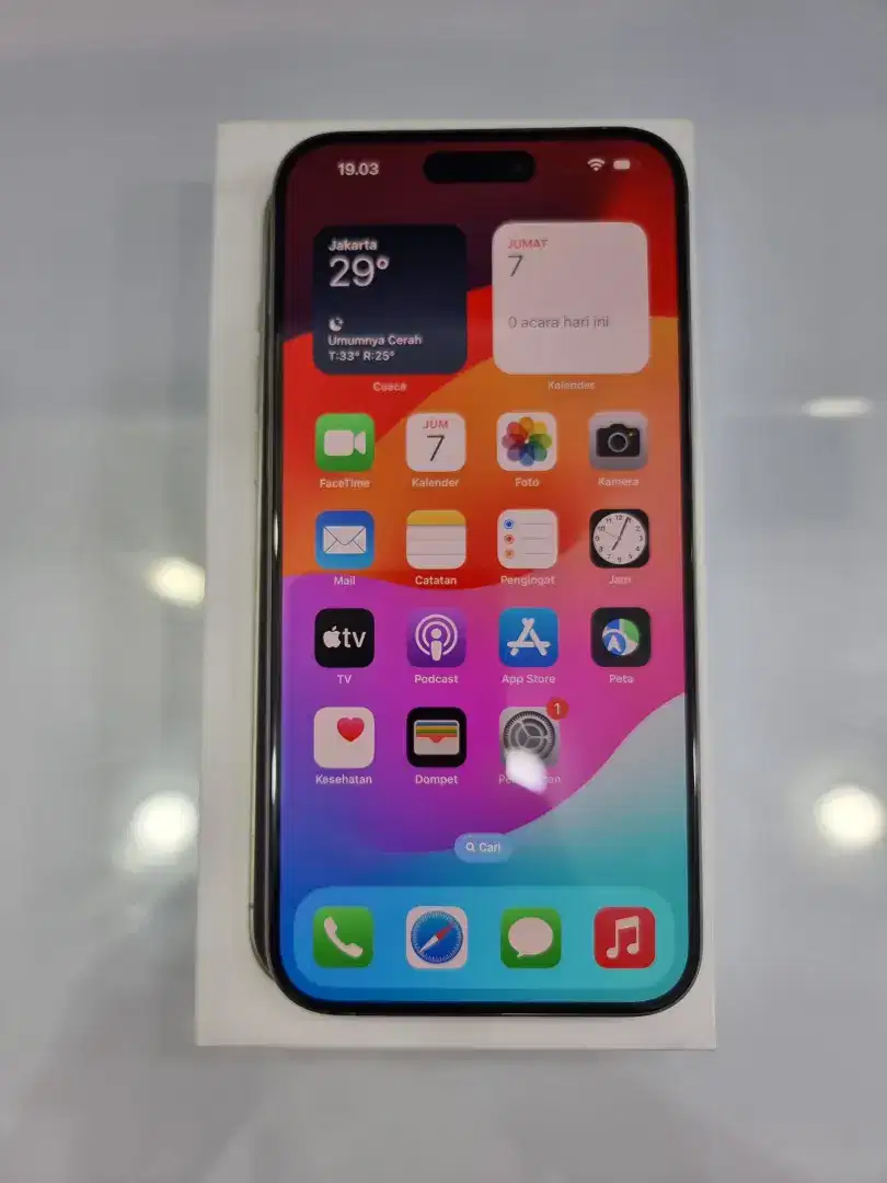 Iphone 15 Pro Max 256Gb Natural Titanium Garansi Ibox 3 bln -MasterCom