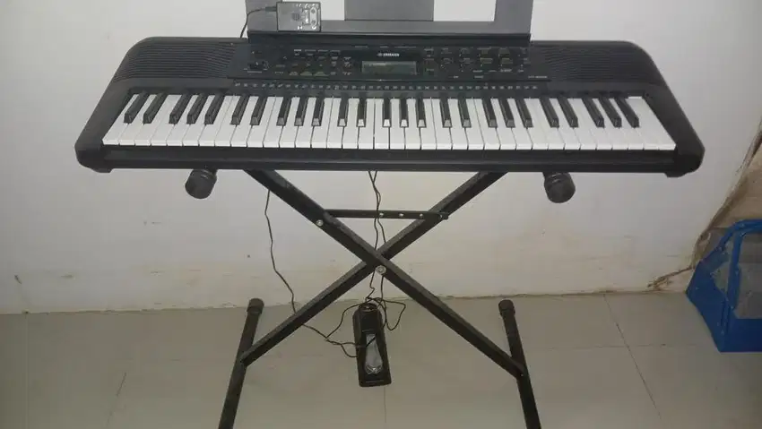 Keyboard PSR E283