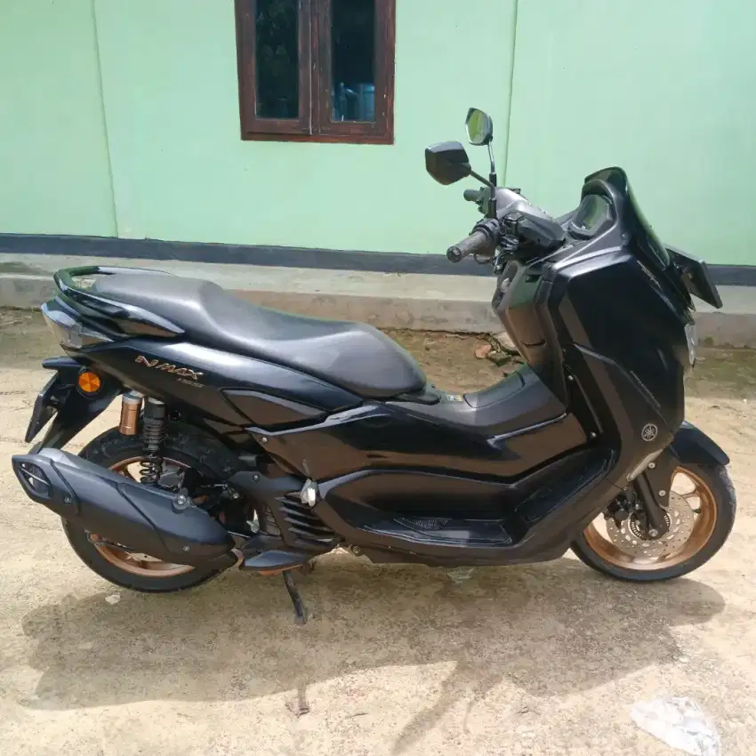 NMAX 2021 mulus