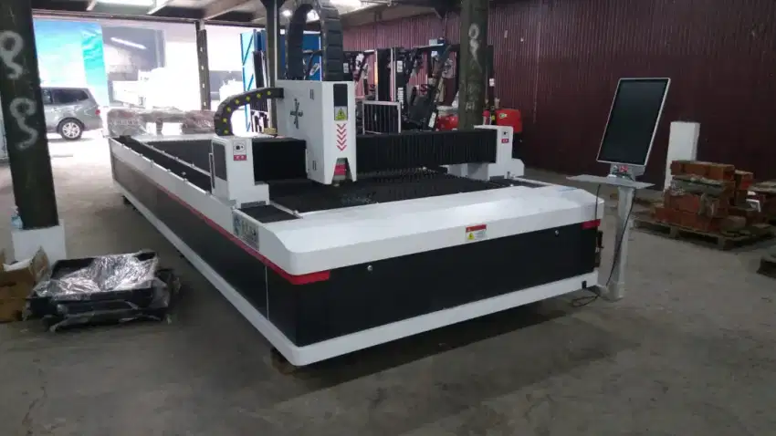 Mesin fiber laser cutting 4015 -  3kw