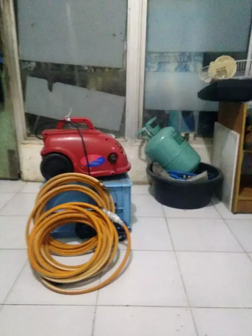 Terima service ac, kulkas, mesin cuci  pompa air, instalasi   dll