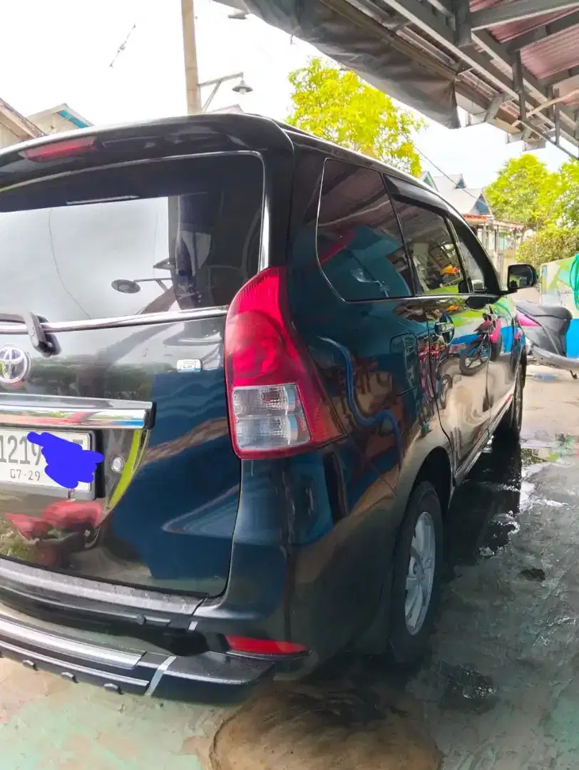 BismillahJual mobil Avanza G M/T 1,3 manual 2014 SS lengkp pjak hidup