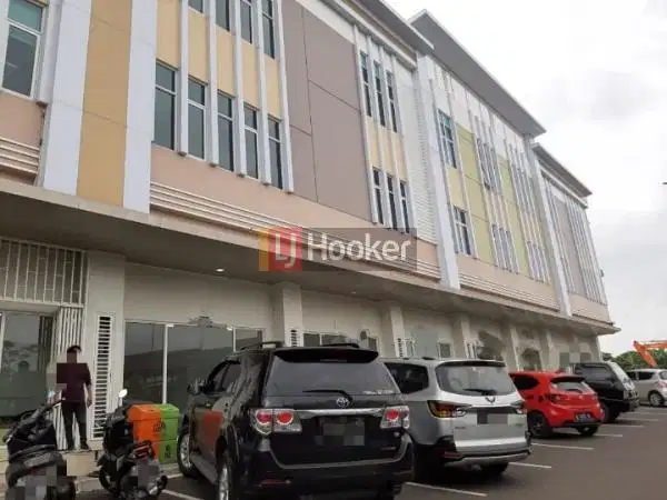 RUKO 3 LANTAI HADAP SELATAN DI NEW ORCHARD SQUARE SUMMARECON